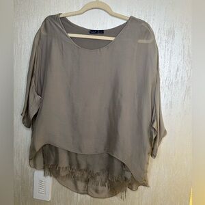 L gray blouse